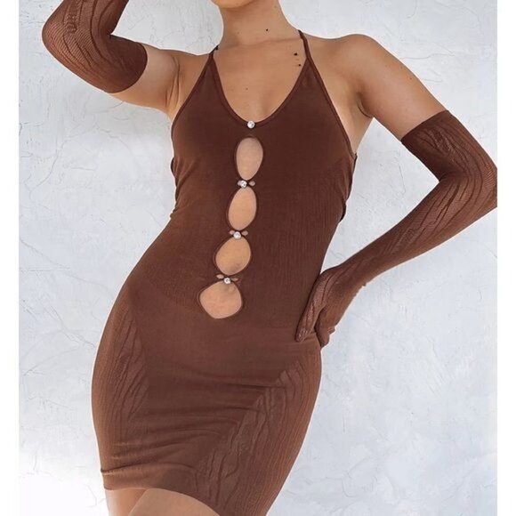 White Fox Boutique Link Up Mini Dress in Chocolate - Picture 4 of 10